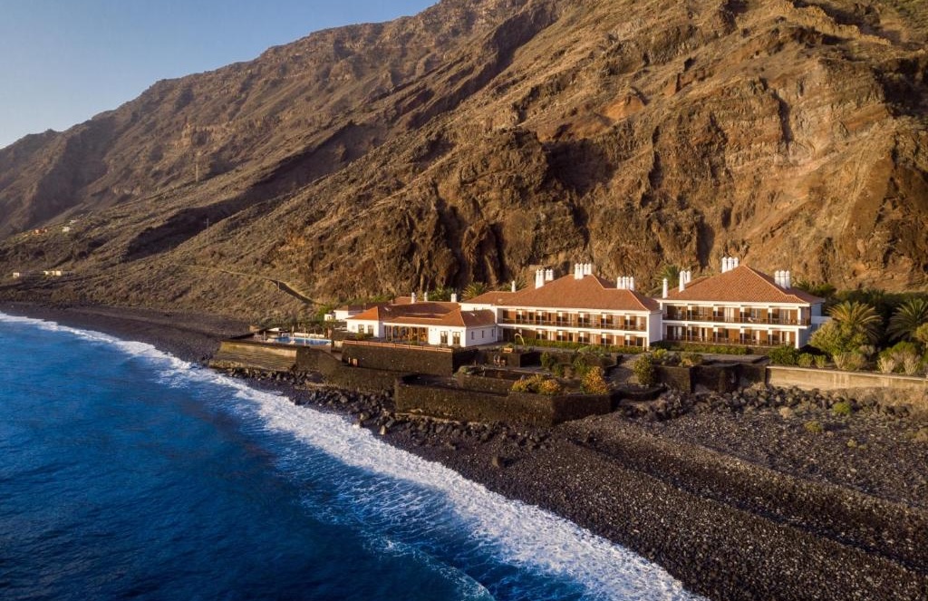 El Parador de El Hierro exterior view